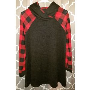 Plaid Hoodie. NWOT